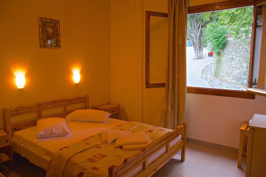 Stavroula Rooms Makrirrákhi Buitenkant foto