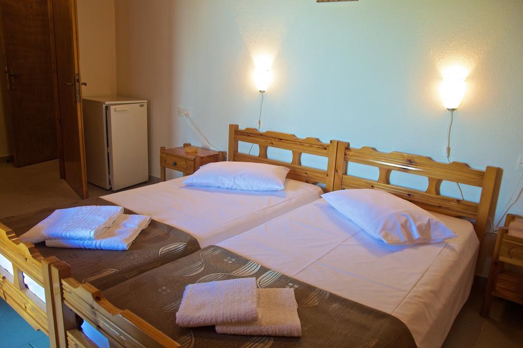 Stavroula Rooms Makrirrákhi Buitenkant foto