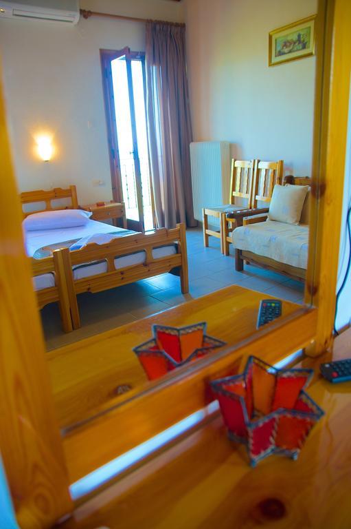Stavroula Rooms Makrirrákhi Buitenkant foto